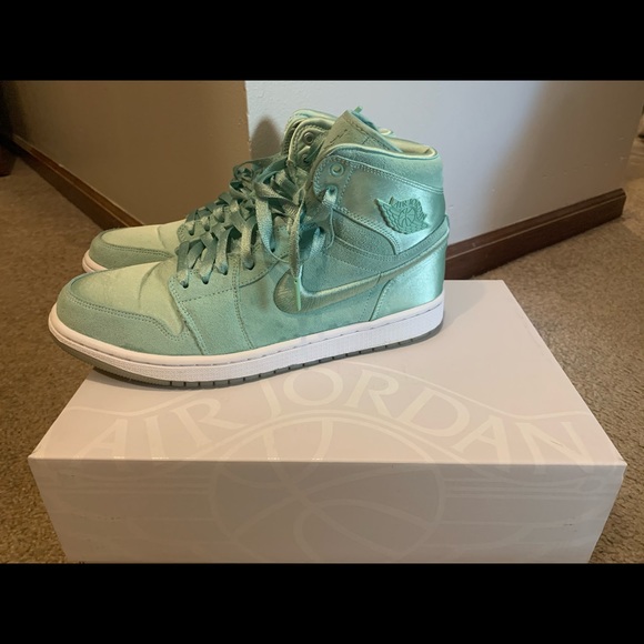 Jordan Shoes - Jordan 1 mint green